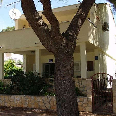 Apartment Mihalj Jadrija-Ground Floor Екстериор снимка